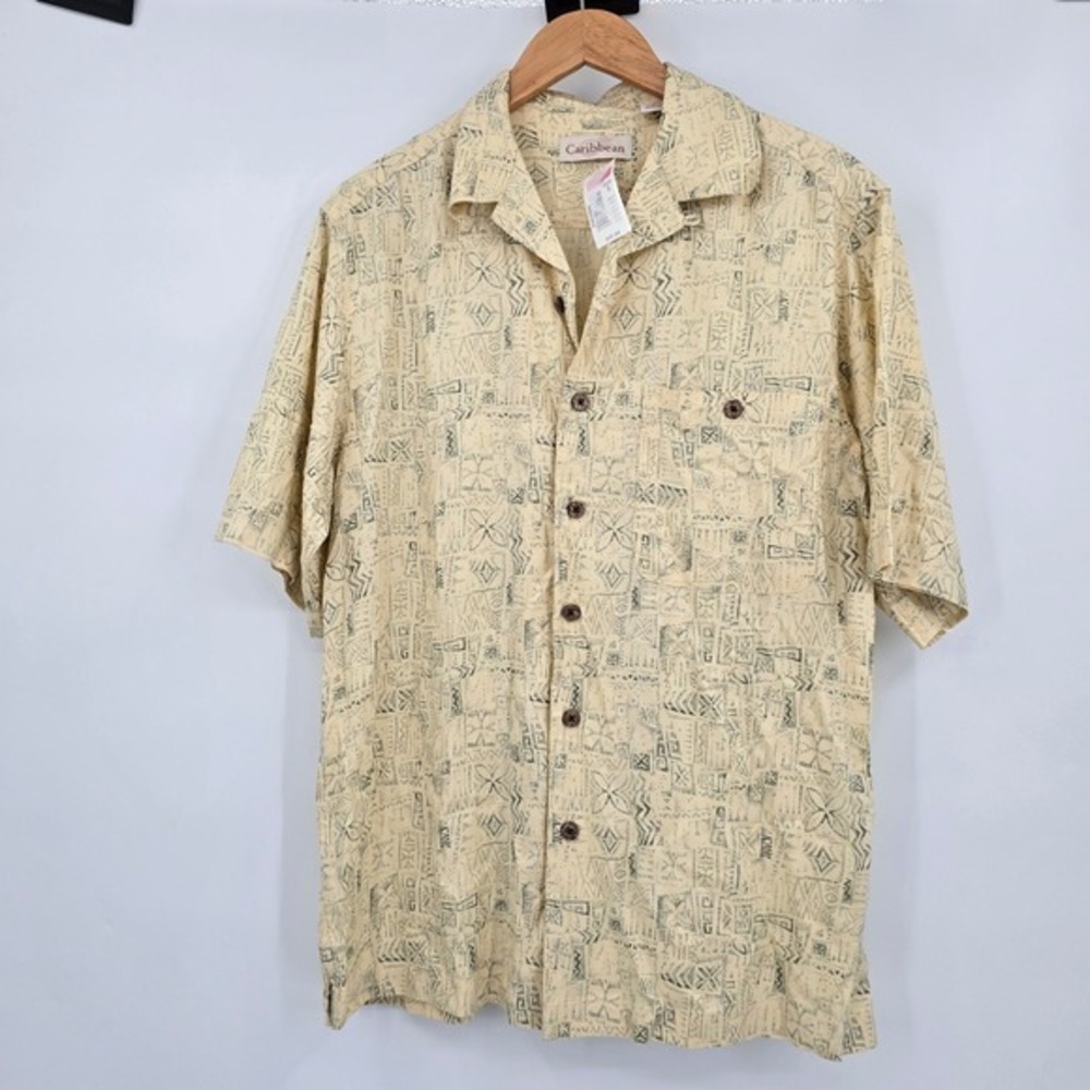 Caribbean Mens Size S Rayon Short Sleeve Button Up Shirt Tropical Print Aloha